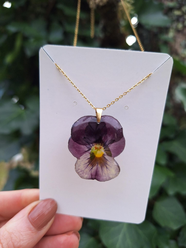 Collier petite Pensée • Viola cornuta • doré 