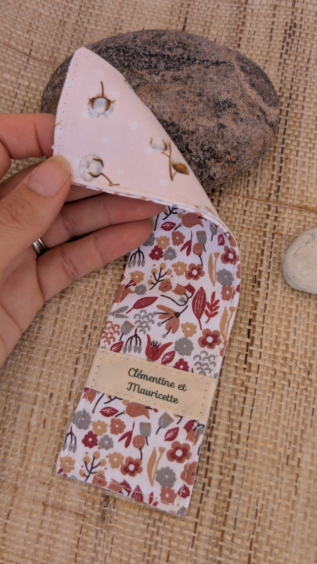 Marque-page rectangulaire en tissu - Collection "Fleur de coton"