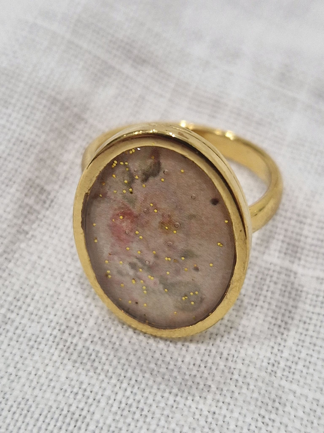 Bague ovale romantique roses