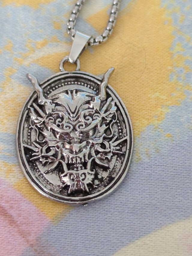 Pendentif dragon chinois