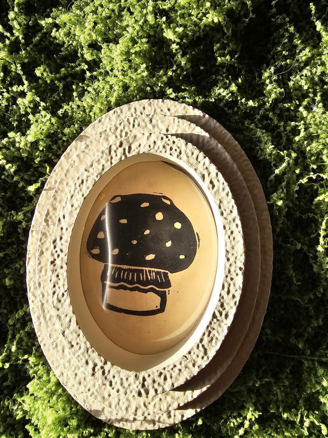 Champignon noir mini cadre 