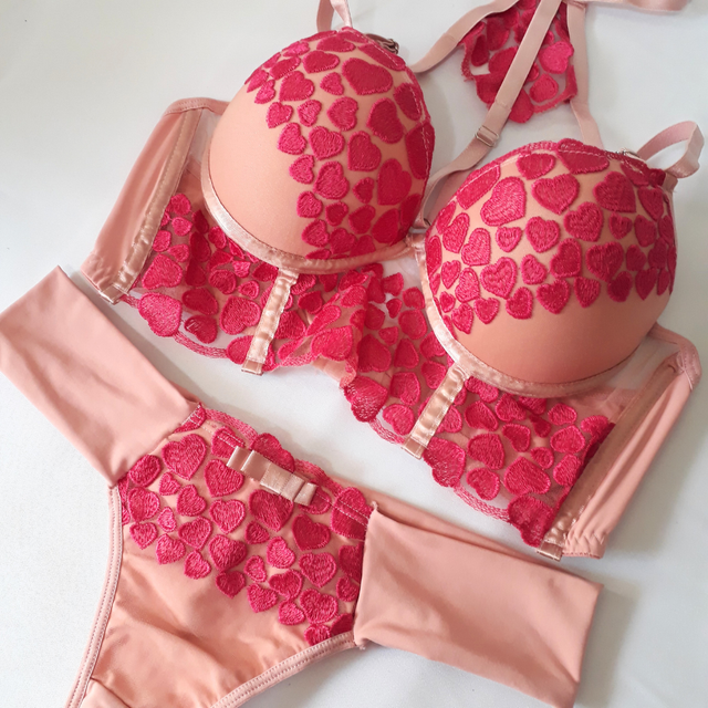 Conjunto de Lingerie com Tule e Bordado Nachara - Cor Rosa
