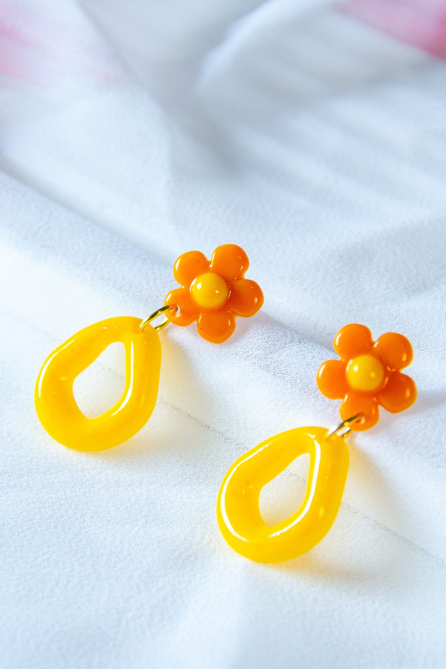 Vibrant Yellow Flower Dangle Earrings - Retro Resin Drop Earrings for Women