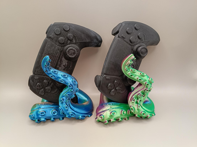 Tentacle PS5 controller stand 