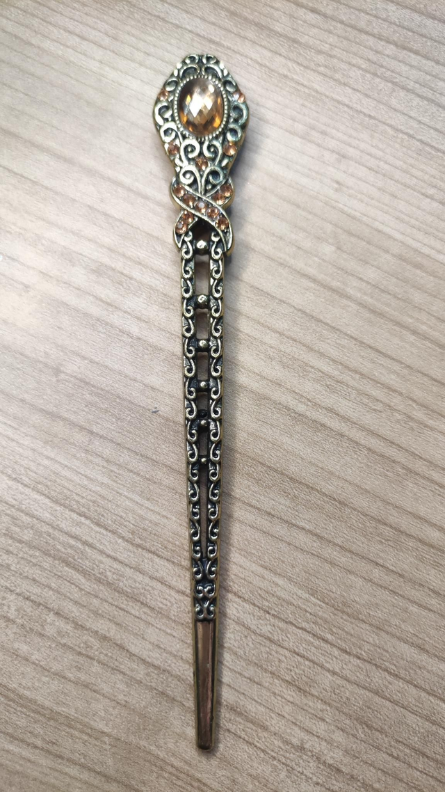 Épingle à écharpe 