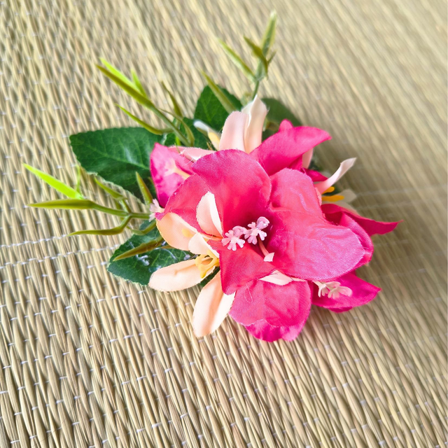 Po'ara - petite pince pour les cheveux (POP-009)