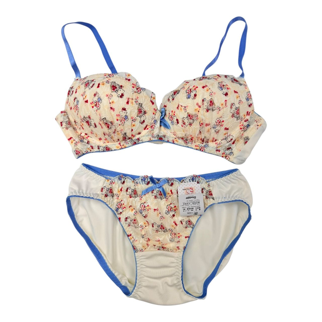cream hello kitty sanrio bra and underwear set 