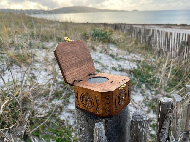 Bluetooth Speaker in Romanian Hand Carved Box