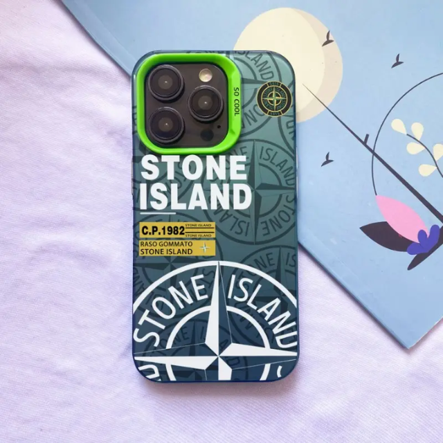 A023/ Coque iPhone Stone Island Vert