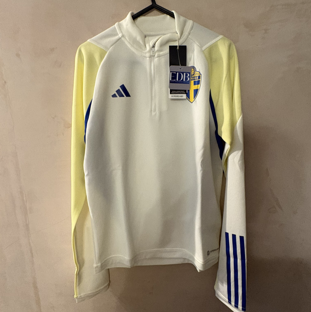 Sweden Women’s Travel Jumper 