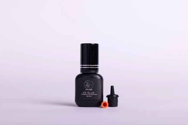 LenaLashes UV-liima