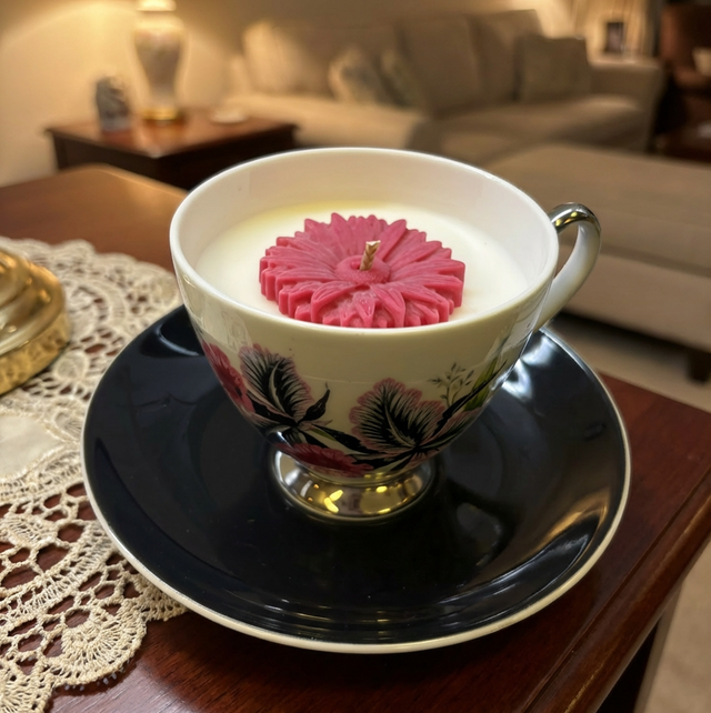 Vintage Teacup Candle 001