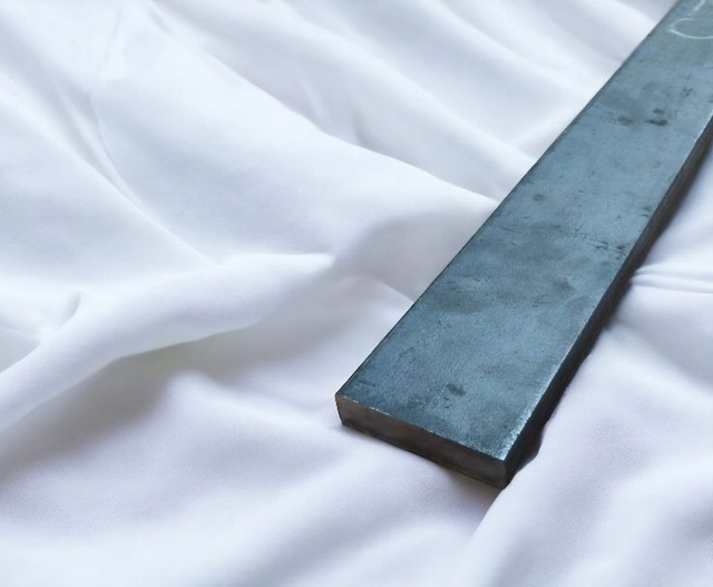 Catalogue FER PLAT acier barres de 3 m. 