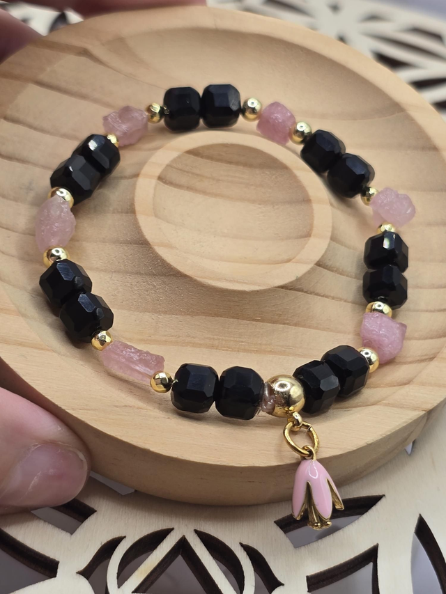 Bracelet Tourmaline rose brute et Onyx carré