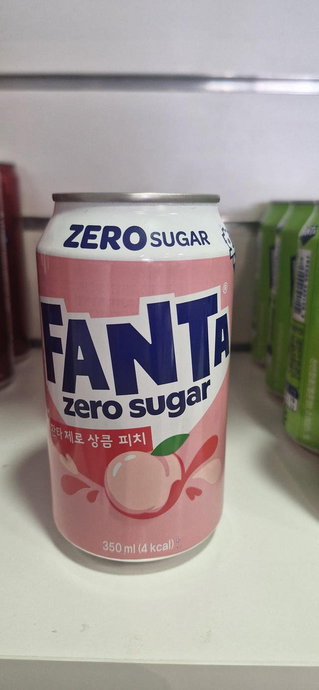 Fanta Pêche blanche sans sucre de Corée 