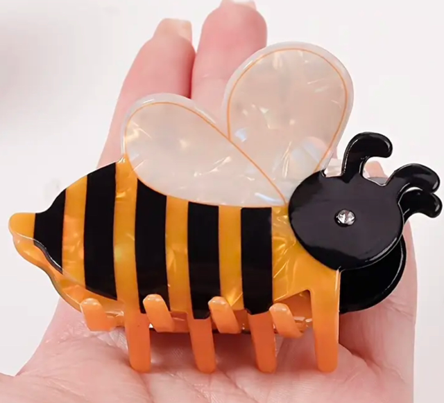 Bee hair clip 