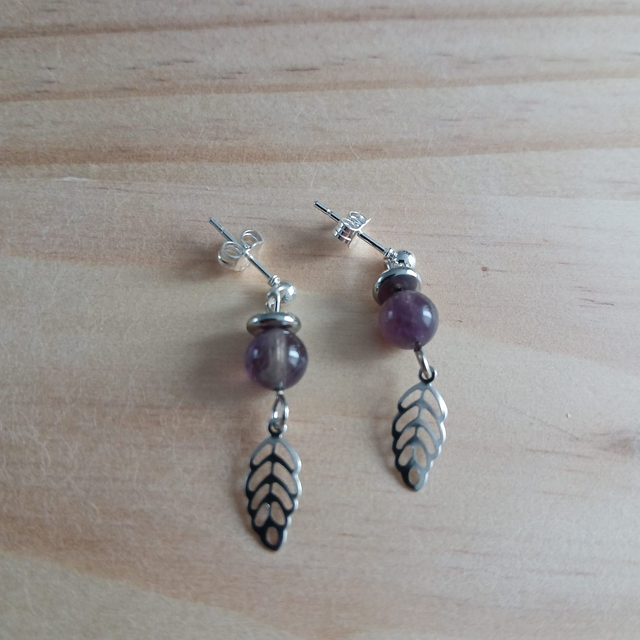 Meisjes oorbellen met Amethist “Amethist Leaf” (3.050)
