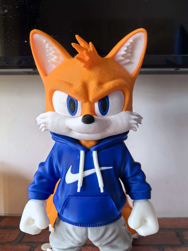 Tails Streetwear