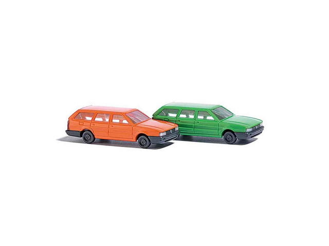 2 VW Passat: orange et verte Busch 8300 N