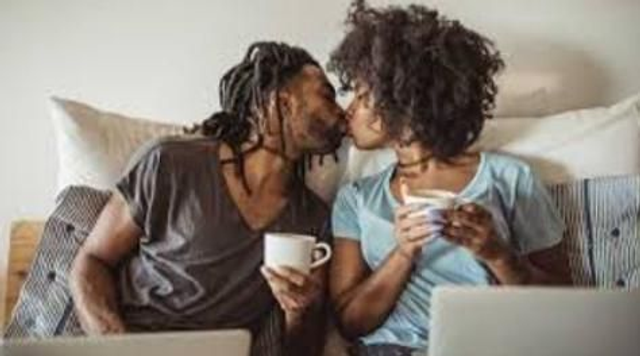 100 podcasts sur le couple et la famille afros