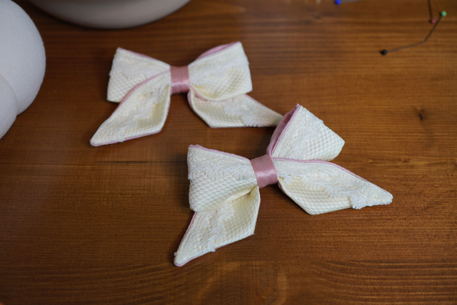 Paire de petits nœuds "Toinette" (nouvelle version)