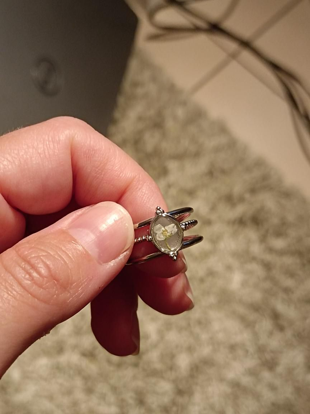 Bague Fleur séchée Blanche
