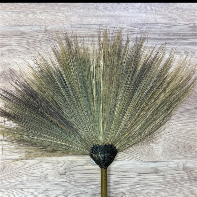 Brush ไม้กวาด 