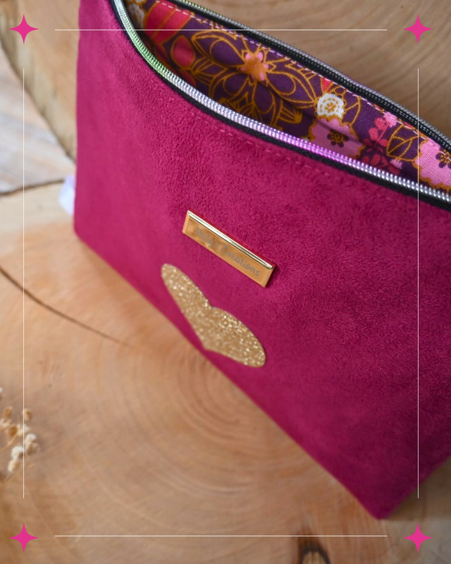 💖Trousse plate “Made with Love” – Chic, douce & symbolique💖