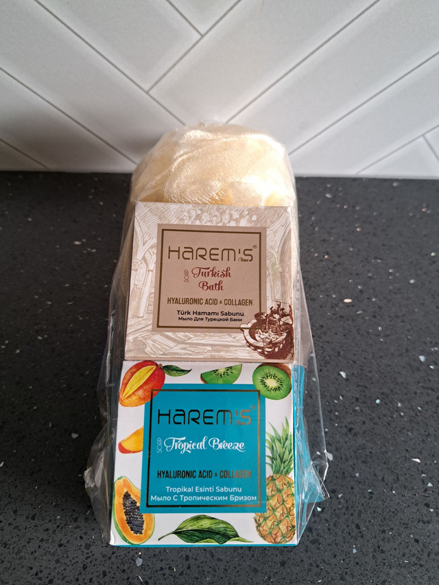 Tropical Breeze, Turkish Bath Soap &amp; Scrunch Gift Set