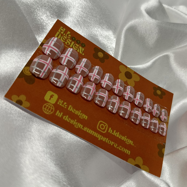 Kids Tartan Style ‘No Measure Nails’