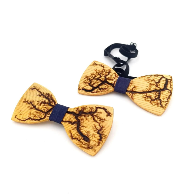 Noeud papillon en pin 