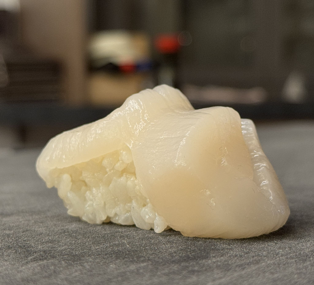 Nigiri Hotate (Jakobsmuschel)