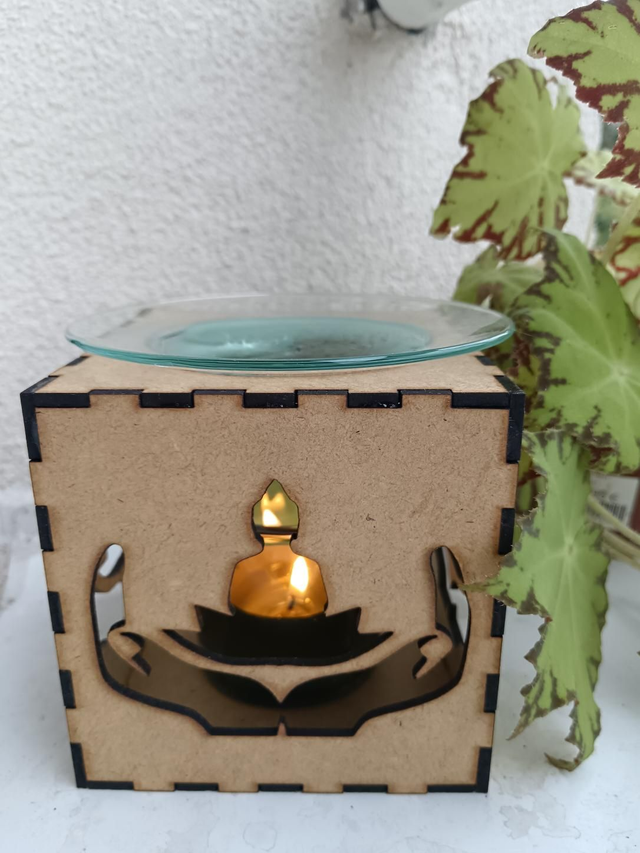 Photophore main bouddha 