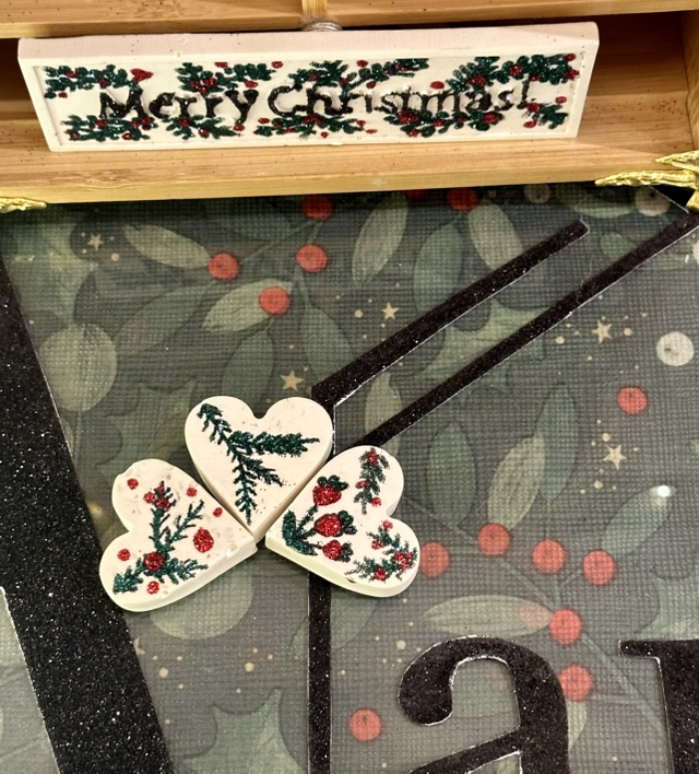 CHRISTMAS HEART MAGNET