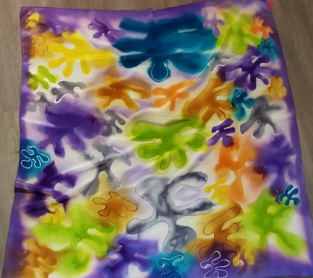 Carré de soie "A la Matisse" peint à la main