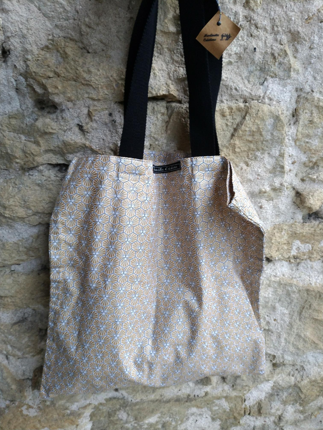 Tote bag 