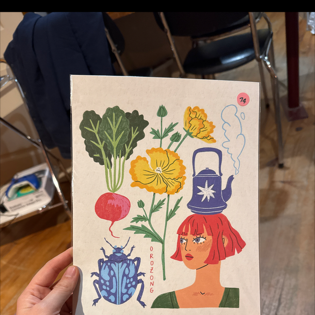 Théière et scarabée 