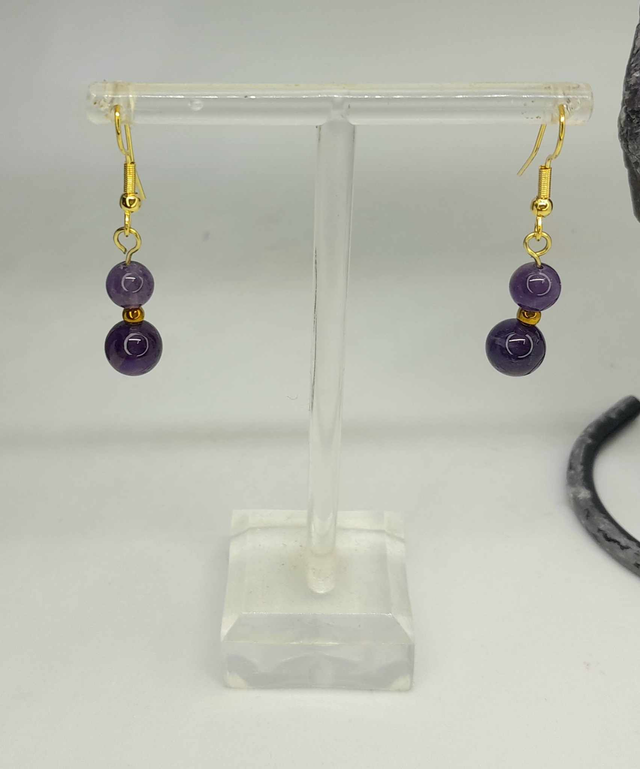 Boucles d&#039;oreilles améthyste.