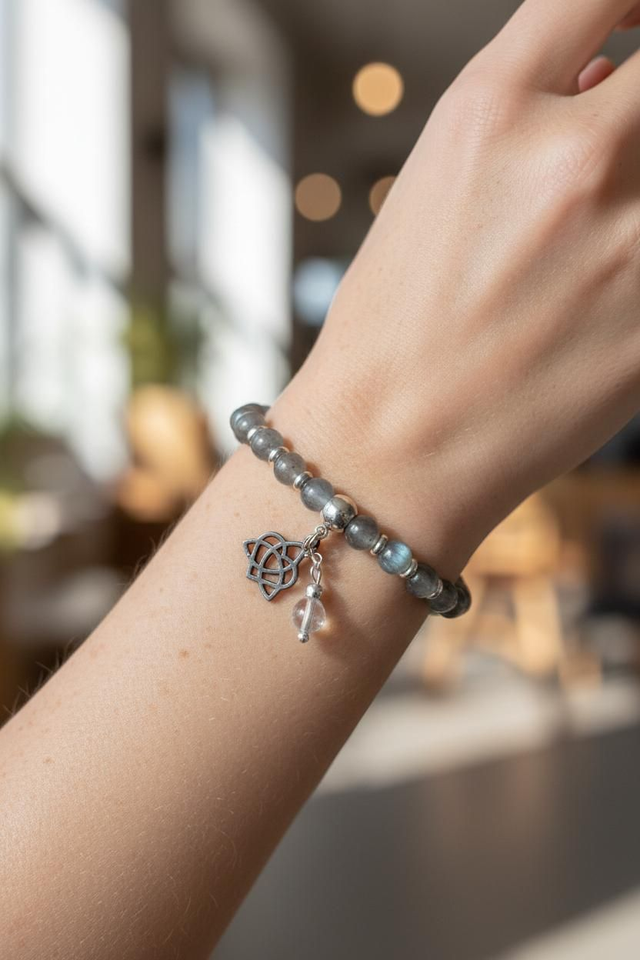 Bracelet Labradorite Triquetra - Protection & Intuition