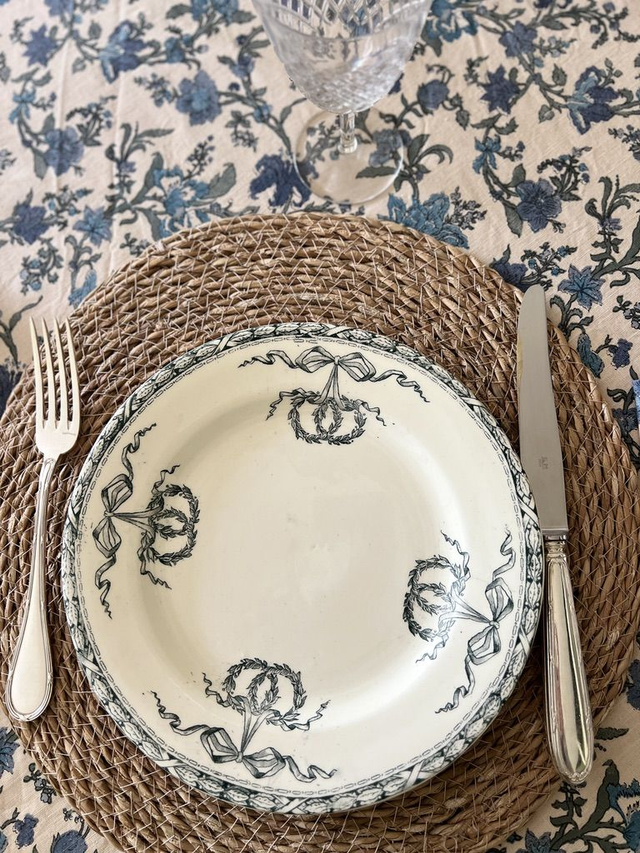 MONTHOLON - Suite de 6 assiettes plates manufacture des Salins - Terre de Fer