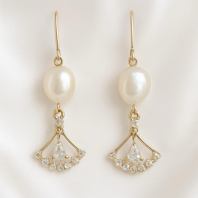 BRIDAL PEARL FAN EARRINGS 
