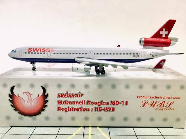 Swiss MD-11 (HB-IWB) Blue belly, 1:400, selten!
