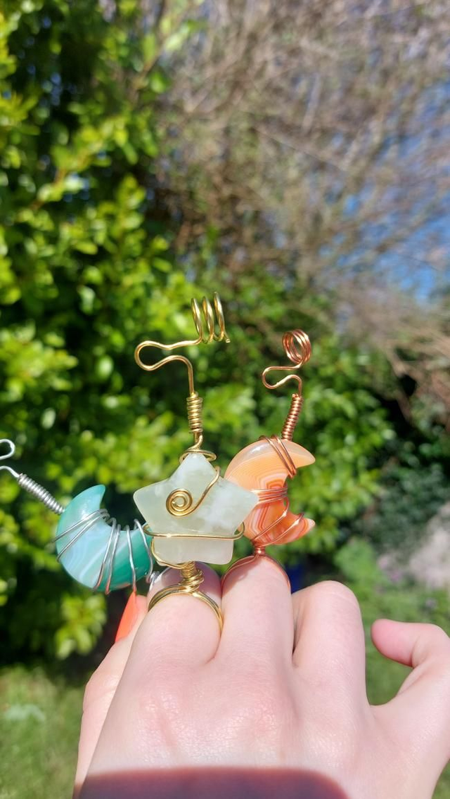 Roach Rings 