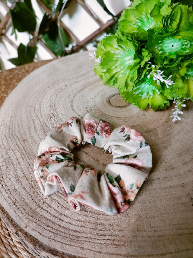 Chouchou fleurs rétro 