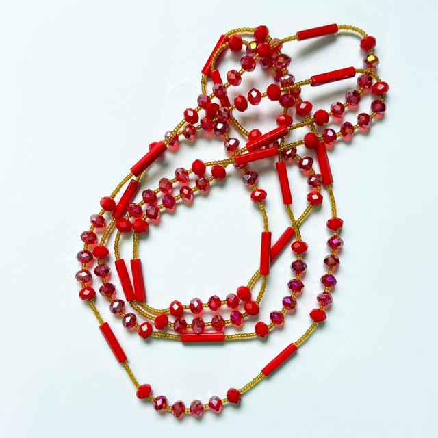 Chaîne de taille rouge 