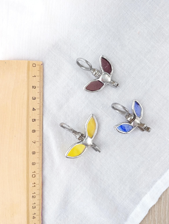 🗝️ Mini clé féerique "Reyne" en vitrail