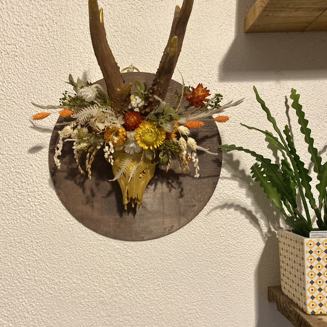 « La bête » Skull fleuri 