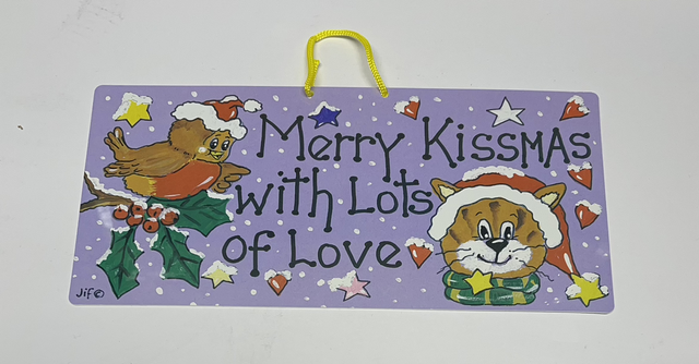 Christmas Hanging Sign - Merry Kissmas 