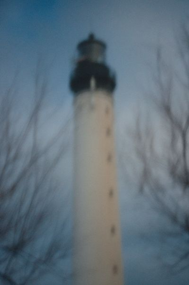 21# . Le phare  hésitant