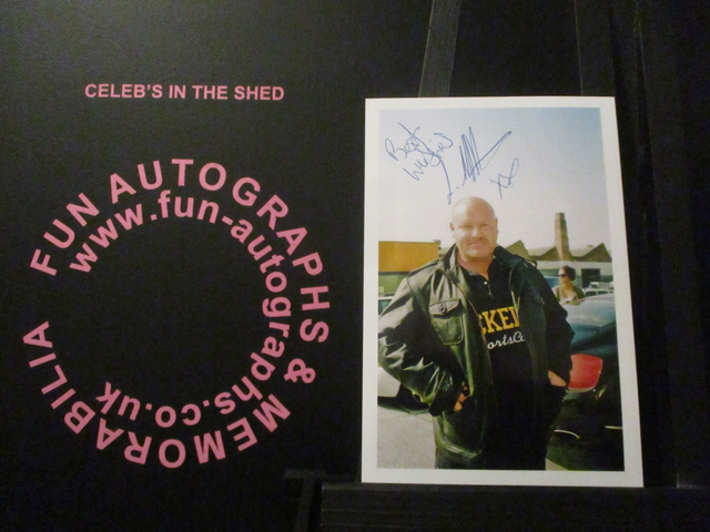 Lee Hipgrave Authentic Autographed 6x4 Our Facing White Border Photograph